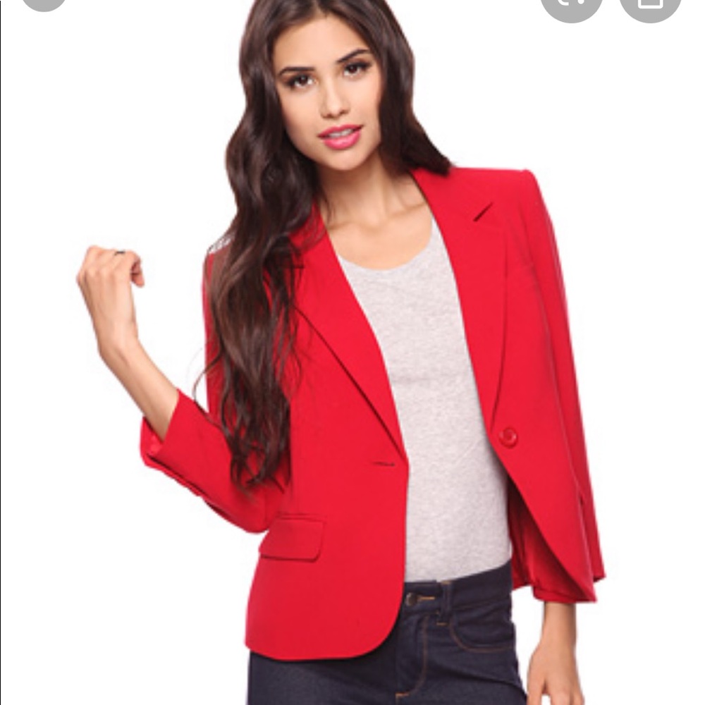 FOREVER 21 RED CROPPED BLAZER
